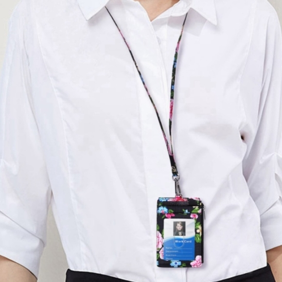 Fkora Badge Holder with Zipper - Picture 12 of 15